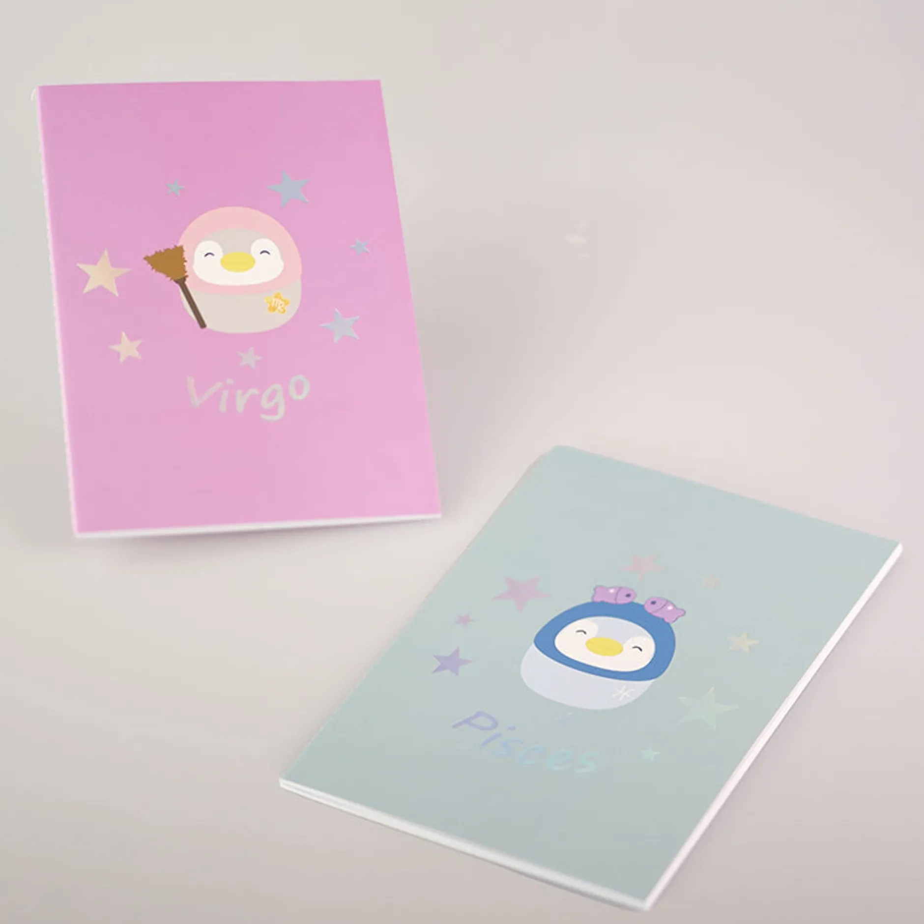 Outlet MINISO Quaderno Rilegato A Punto - Collezione Segni Zodiacali (A5) - (2Pz)